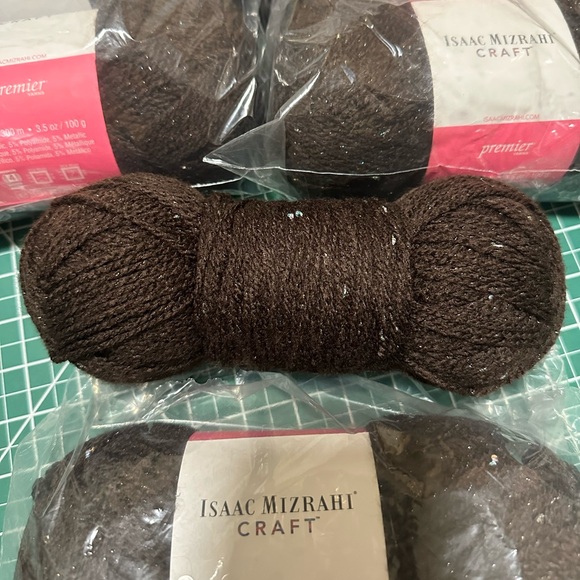 Isaac Mizrahi Craft Yarn - Dark Brown with Metallic Flecks - Picture 4 of 6